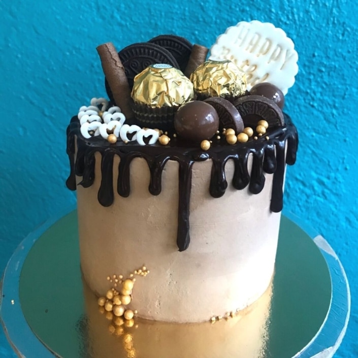 chocolate drip cake